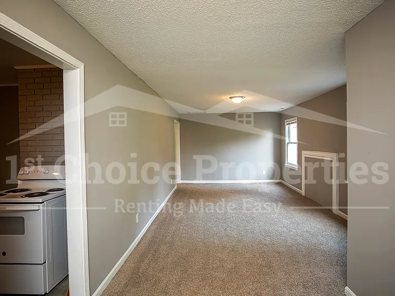 101 14th Ct NW — Photo 5