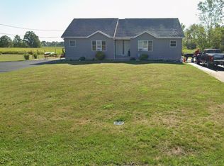 5279 Comstock Rd, Lockport, NY 14094