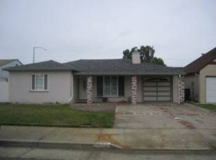 3805 Branson Dr, San Mateo, CA 94403