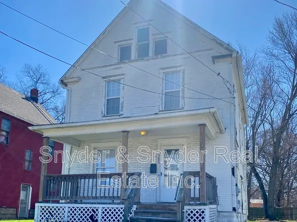 362 E South St, Akron, OH 44311