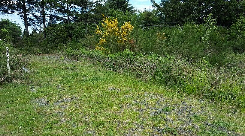 2nd image of 63311 Sunrise Rd
