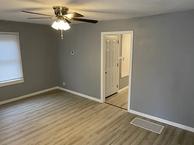 210 E Georgia St — Photo 2