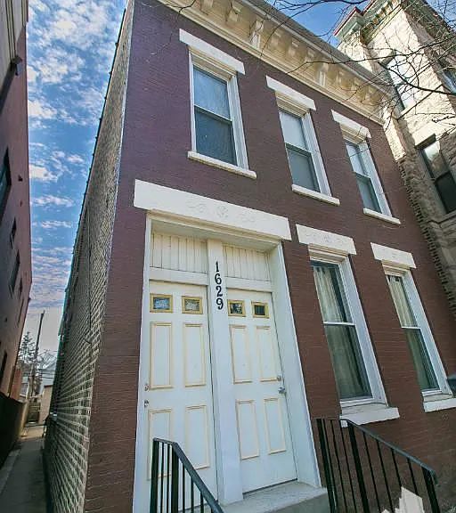 1629 W Huron St #1R — Photo 1
