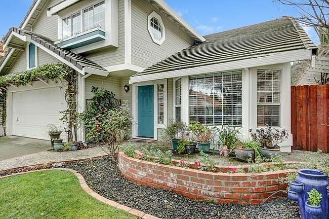 1st image of 160 Alum Rock Ct
