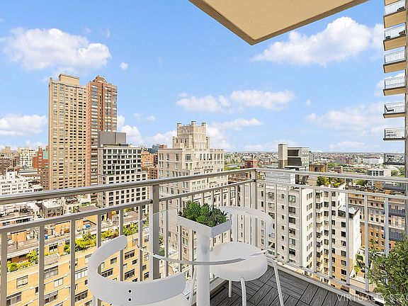 2nd image of 515 E 79th St APT 25C