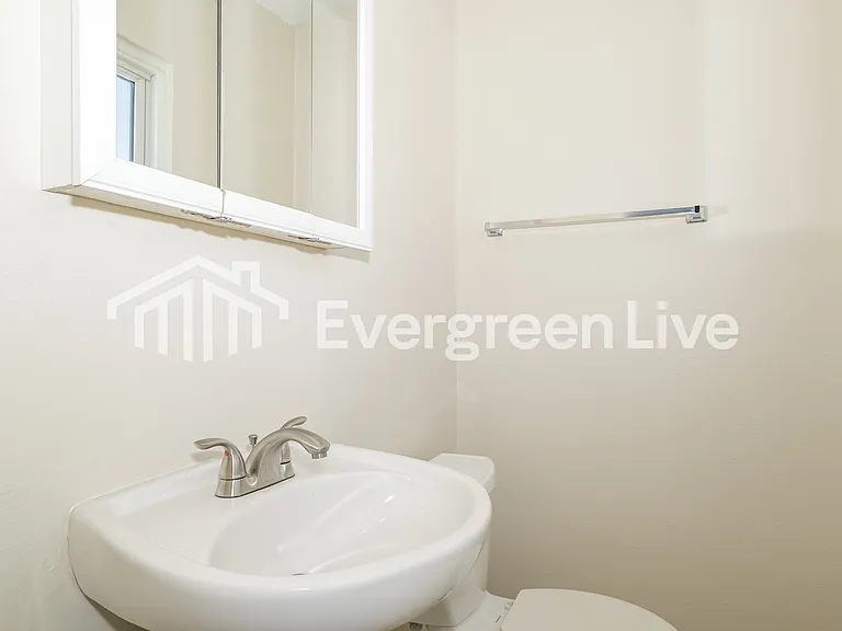1535 Redman Blvd — Photo 13