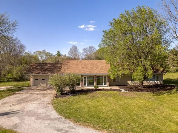13400 E 217th Ter, Peculiar, MO 64078