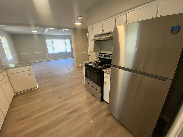124 Lee Road 296 #124B — Photo 4