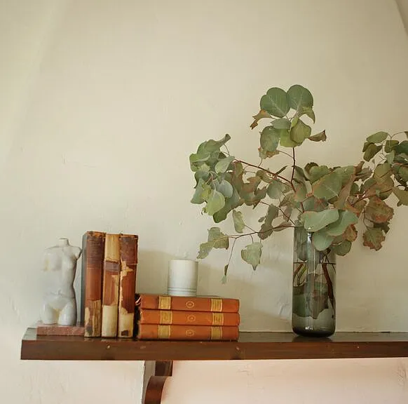 146 N La Peer Dr — Photo 19