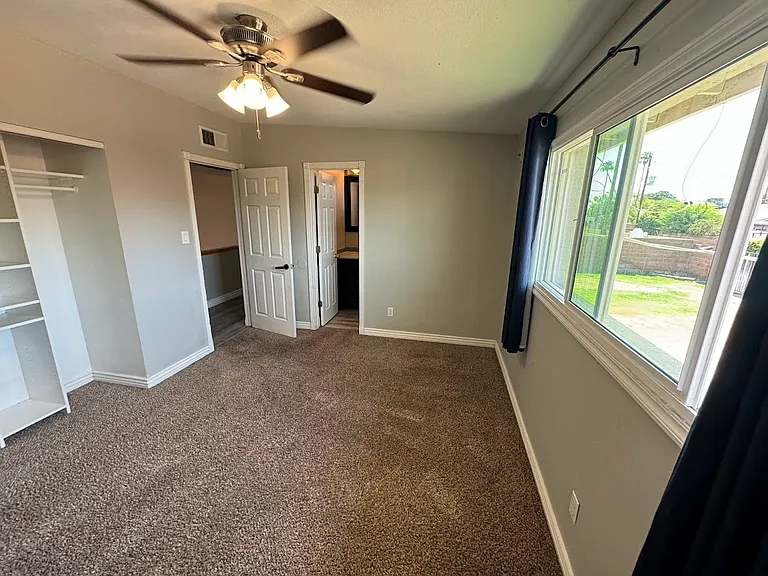 1107 E Broadmor Dr — Photo 21
