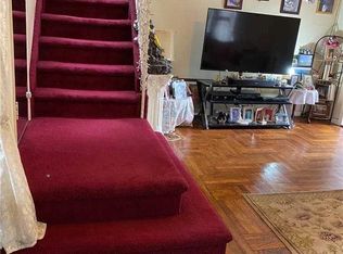 10735 109th St, South Richmond Hill, NY 11419