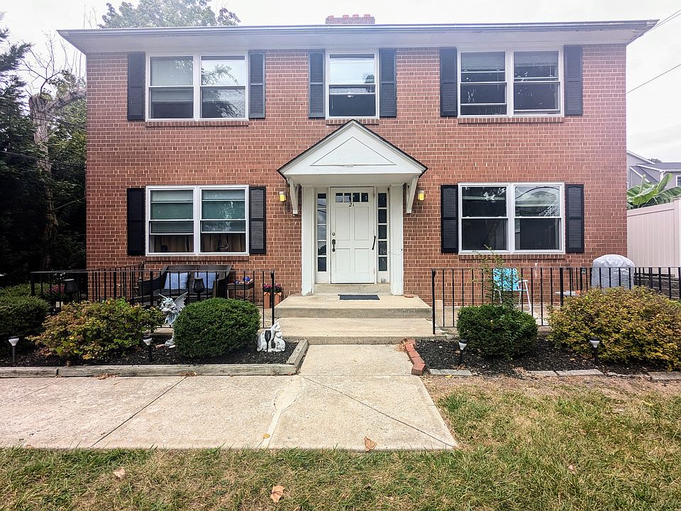Front entrace with patio