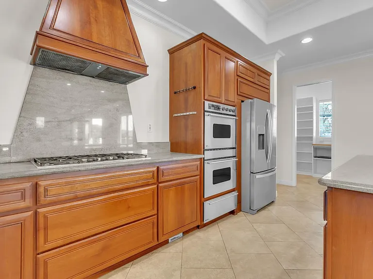 5237 Sunridge Dr — Photo 14