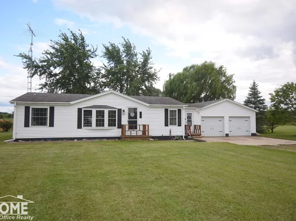 5102 Martin Rd, Corunna, MI 48817