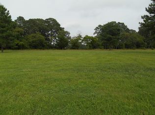 105 Creekside Ln, Cape Charles, VA 23310