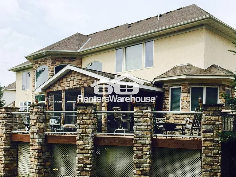2470 Arnold Palmer Dr — Photo 4