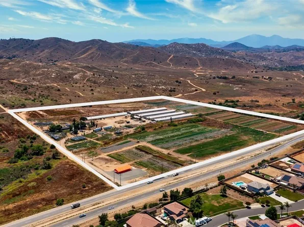 19203 Cajalco Rd, Perris, CA 92570