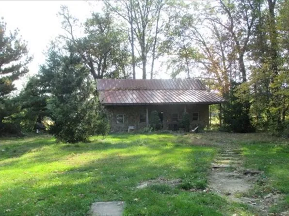 7505 Poorman Rd, Vermilion, OH 44089