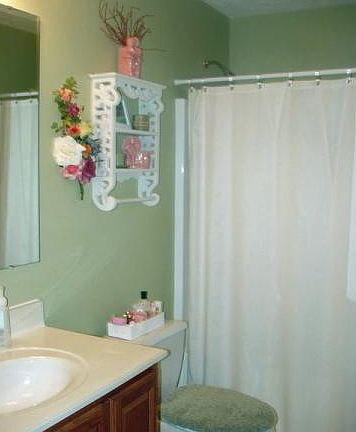 3rd image of 4148 Meadow Springs Dr
