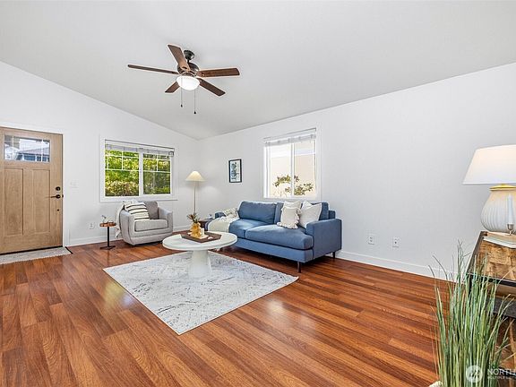 4th image of 1531 Fruitland Drive