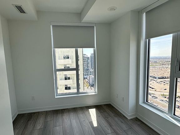 5th image of 498 Caldari Rd