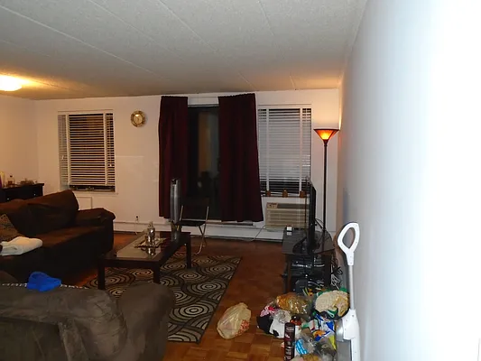 Rented by 18 REALTY | media 17