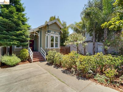 1022 Chestnut St, Oakland, CA, 94607