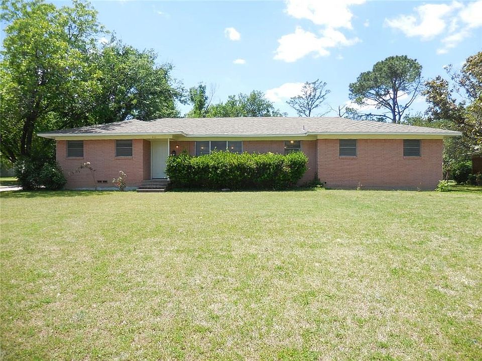 1st image of 411 Degan Ave