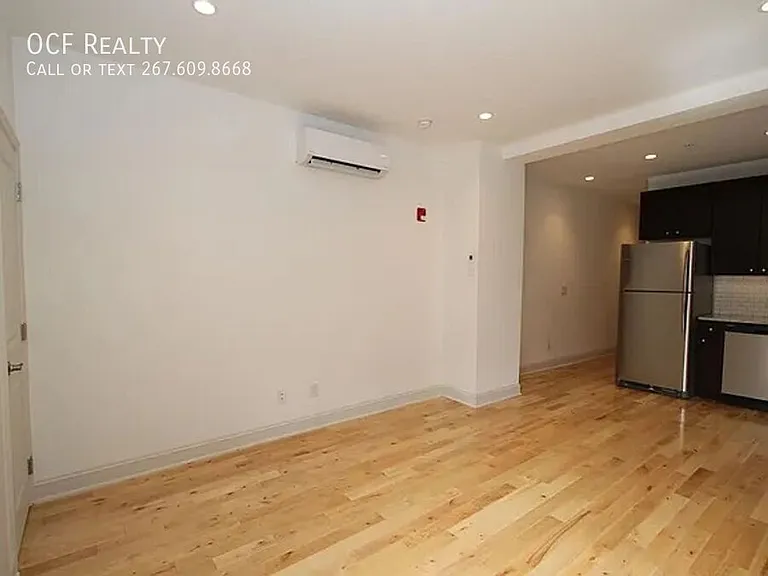 1310 Spruce St #102 — Photo 2