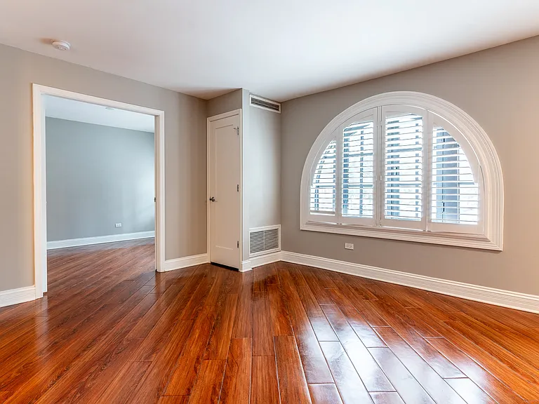 Somerset Place Apartments — Photo 32