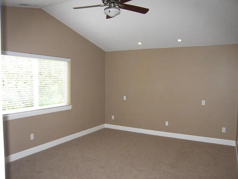19412 SE 13th Way — Photo 21