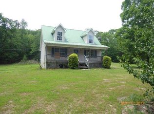 227 Rogers Ln, La Fayette, GA 30728