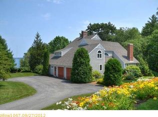 21 Lanewood Rd, Cumberland Foreside, ME 04110