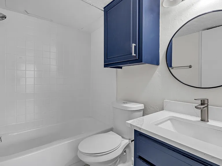11560 N May Ave #205 — Photo 8
