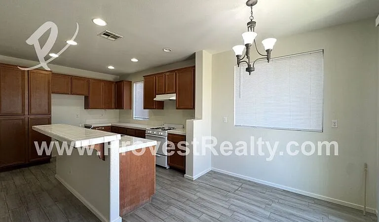 14193 Blackstone St — Photo 8