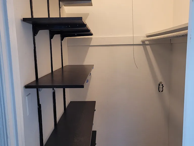 4754 Oakwood Ave #8 — Photo 5
