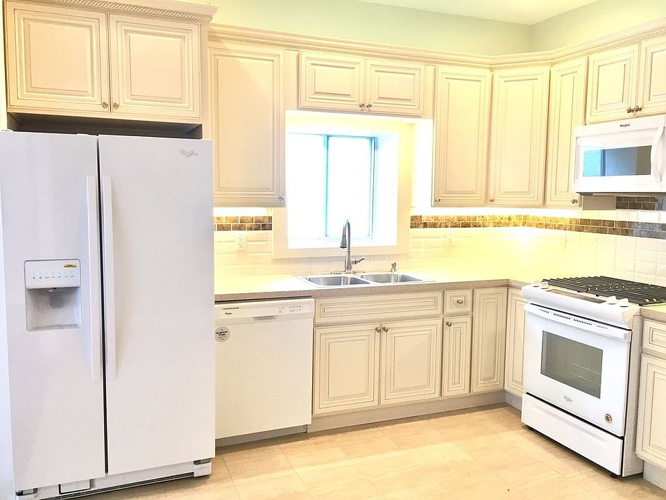 1st image of 1239 75th St #2