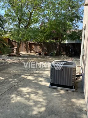 7956 Robinson Dr — Photo 17