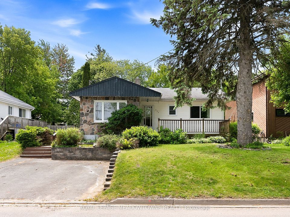 1st image of 209 Cliff Rd