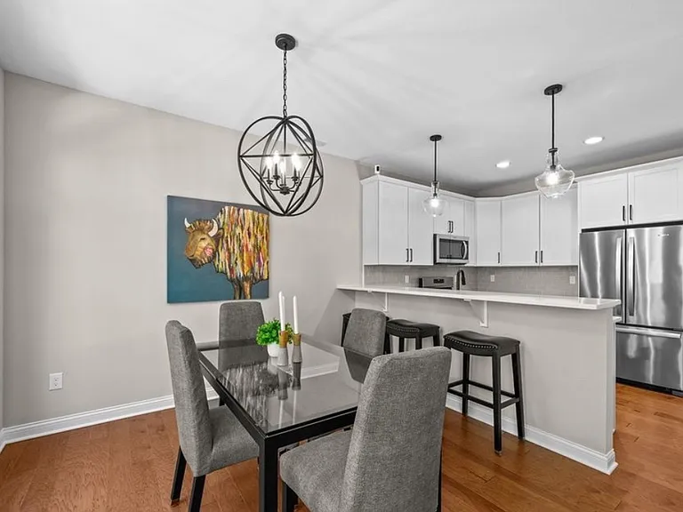 1357 Slate Ct — Photo 3