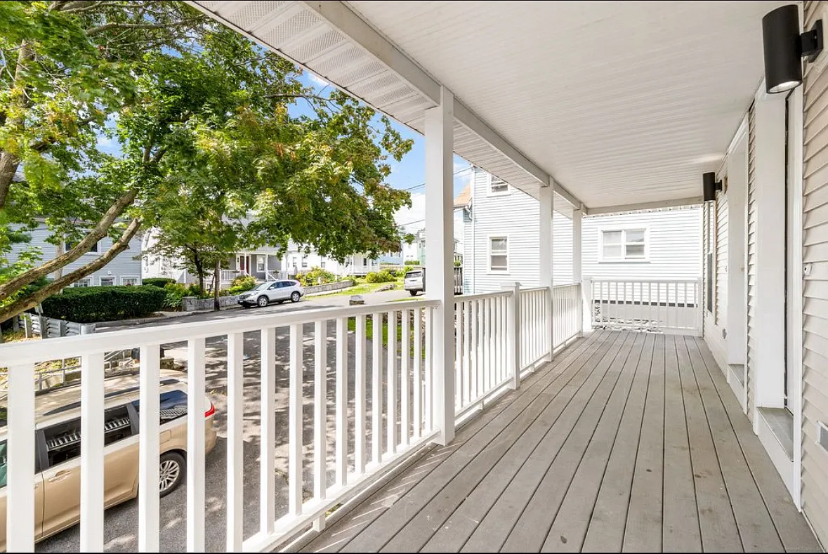 3 bed, 2.5 bath, 1426 sqft, $7,000 — Photo 1