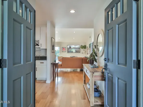 6599 Joshua St, Oak Park, CA 91377