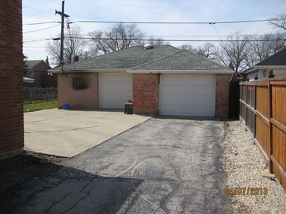 2nd image of 4538 Dubois Blvd