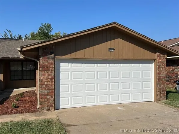 2730 S Louisville Ave, Tulsa, OK 74114