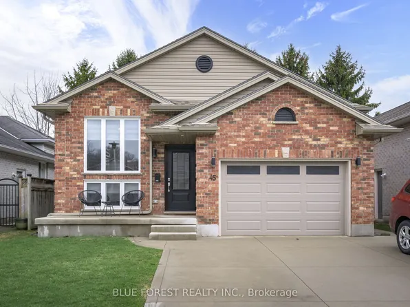 45 Kingsbridge St, London, ON N5V 4S9