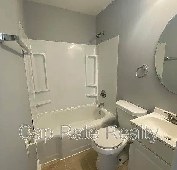 2299 Hamilton Ave — Photo 11