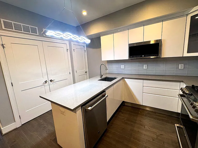 625 Park Rd NW #201 — Photo 7