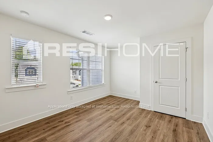 249 N Cross Lane Rd — Photo 15