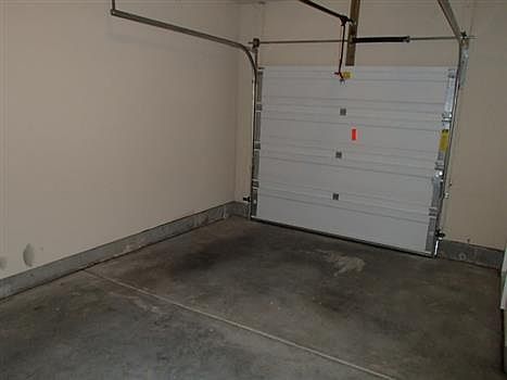 3rd image of 3005 Bridgewater Dr