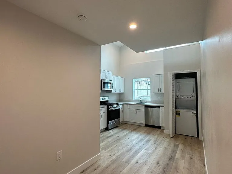 3613-3617 Alexia Pl — Photo 8